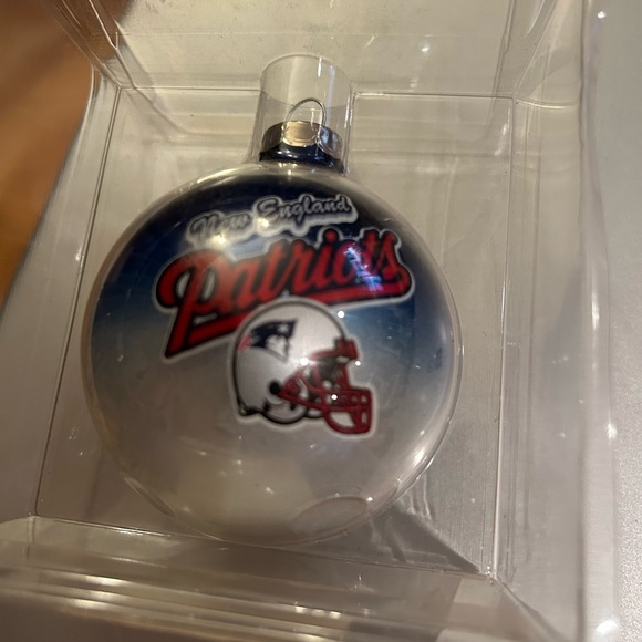NFL New England Patriots Christmas Ornaments - Picture 3 of 12